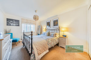 Photo 16- click for photo gallery